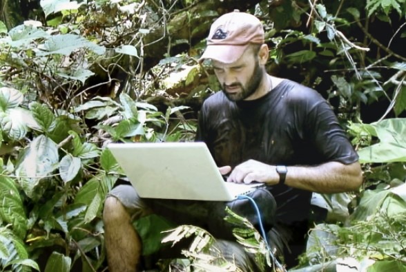 Can We Use Laptop To Navigate In the Jungle